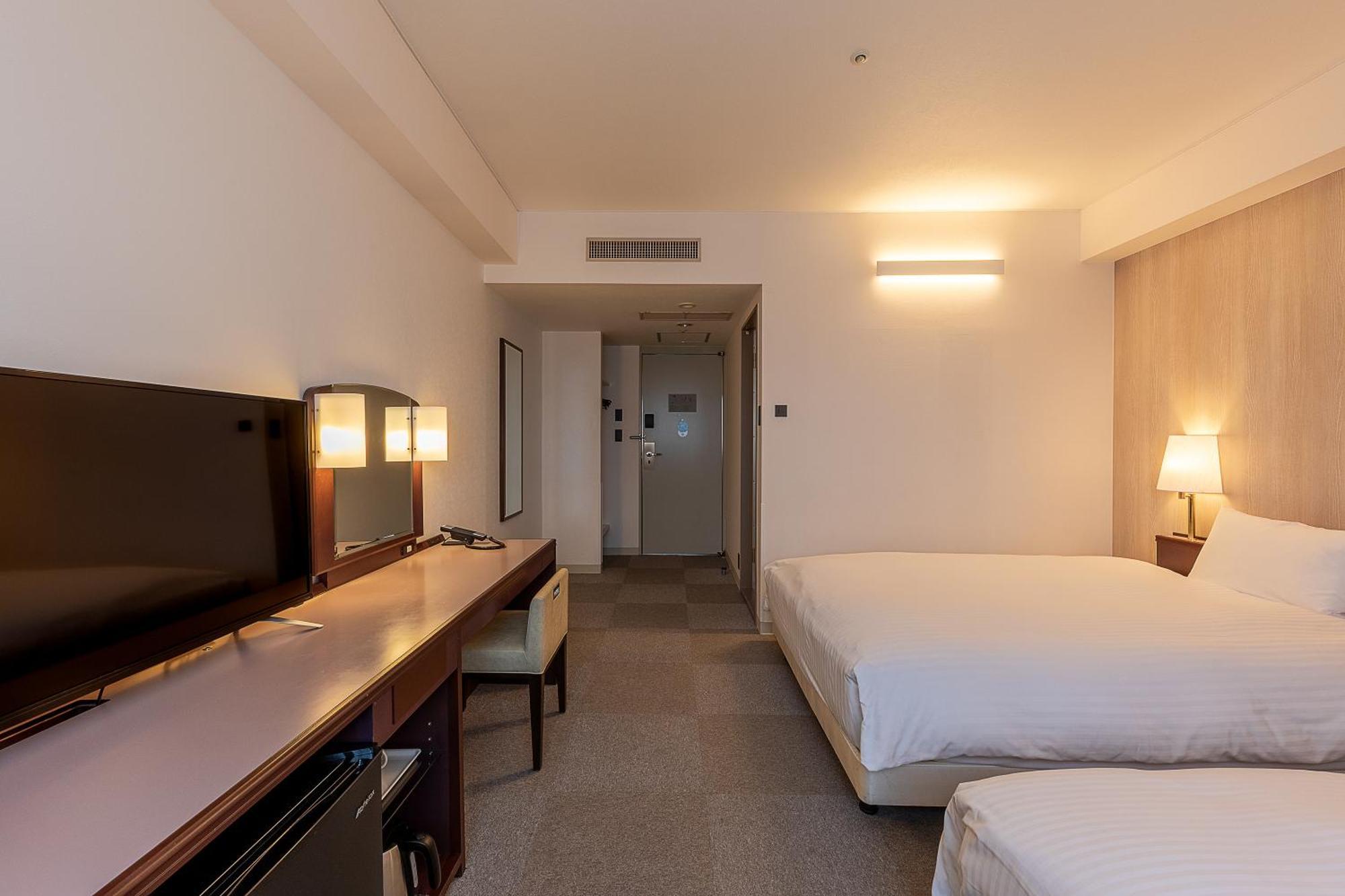 Court Hotel Aszahikava Kültér fotó